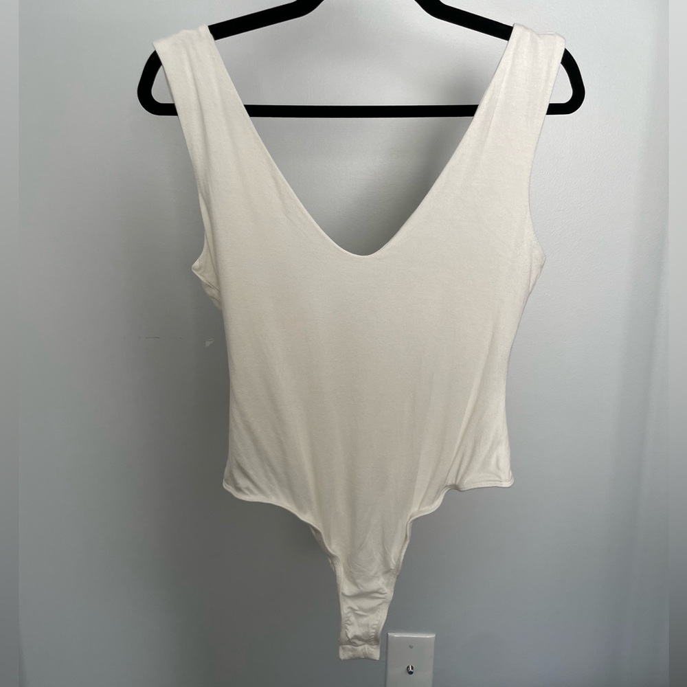 Bodycon white bodysuit